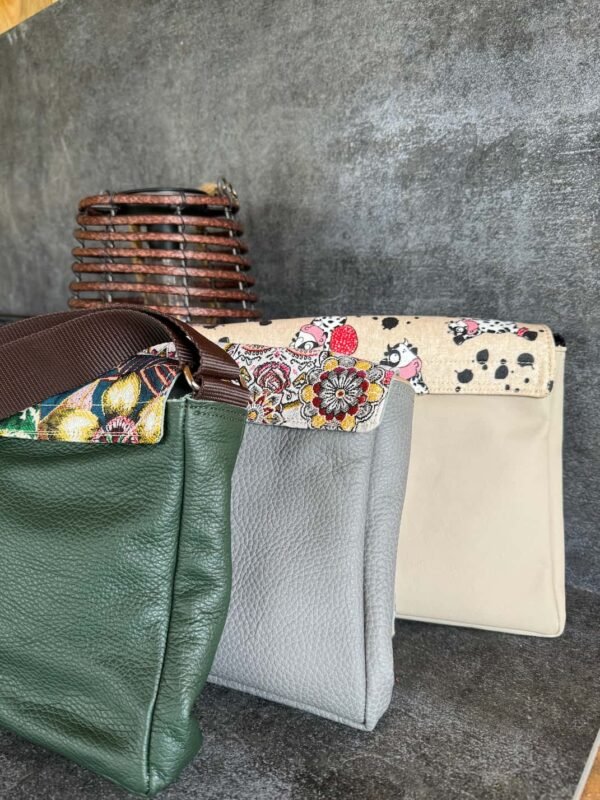 Sac à rabat interchangeable beige – Image 3