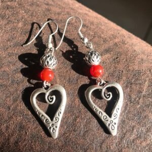 Boucles ethniques coeur cornaline