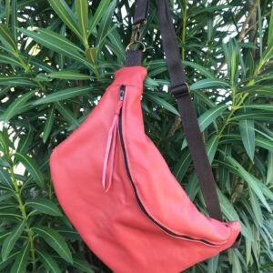 Sac banane en cuir rose