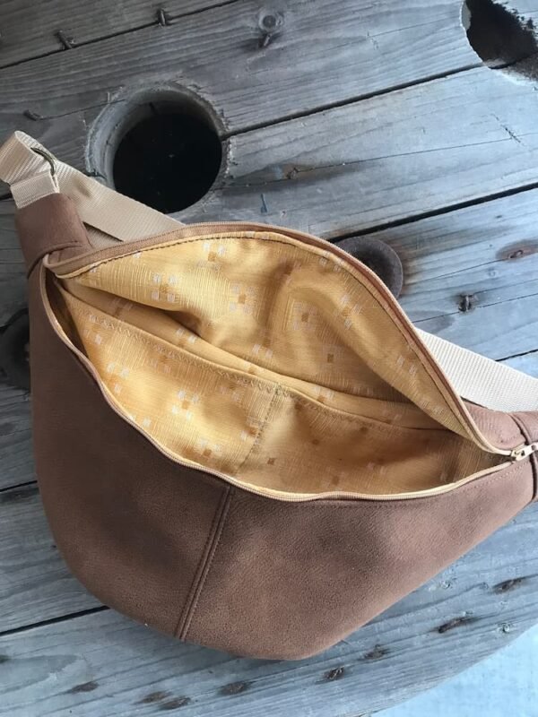Sac banane tissu enduit intérieur jaune