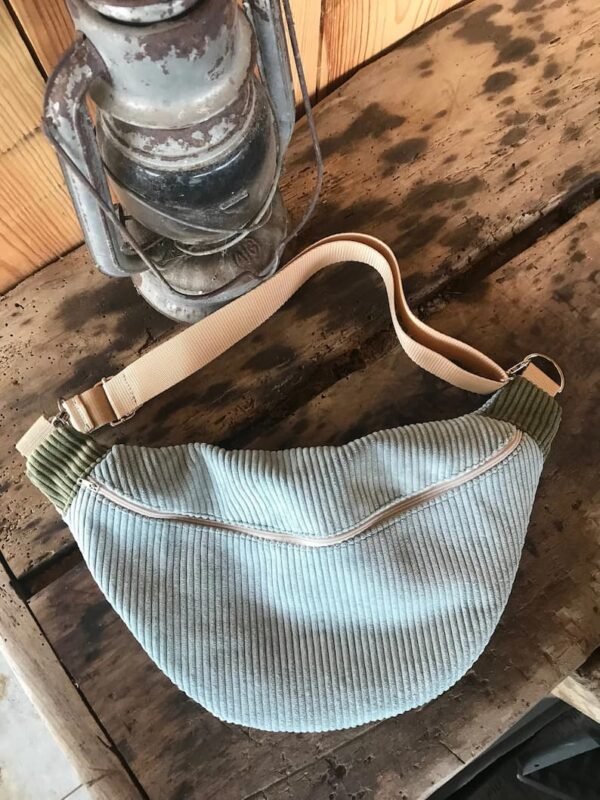Sac banane velours côtelé bleu et kaki