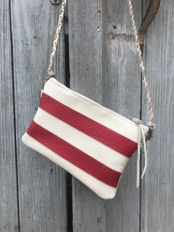 Sac en cuir à rayures rouge et blanc