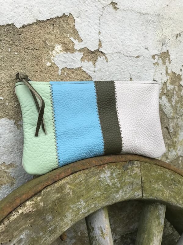 Pochette en patchwork de cuir menthe fraiche