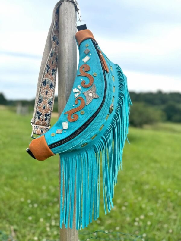 Sac banane à franges en cuir turquoise Kansas