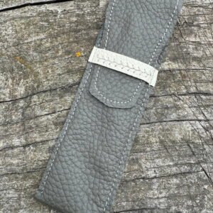 Etui à stylo en cuir grainé gris foncé