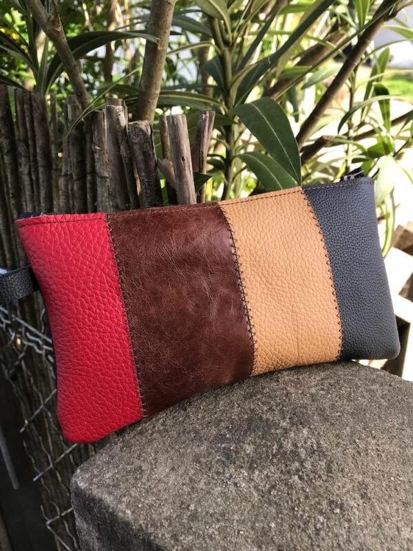 Pochette en cuir 4 couleurs