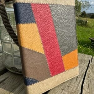 ouverture d'agenda en patchwork de cuir multicolore