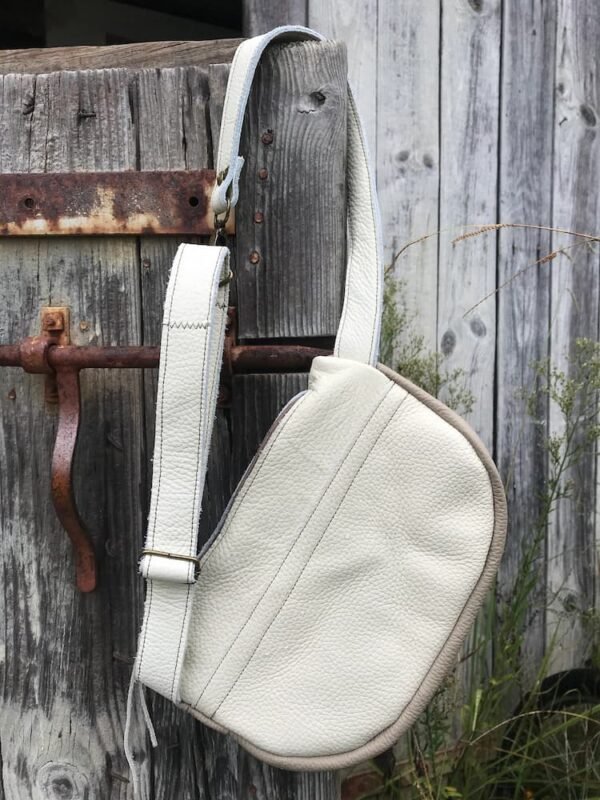 Banane en patchwork de cuir beige CHAYTON vue de dos