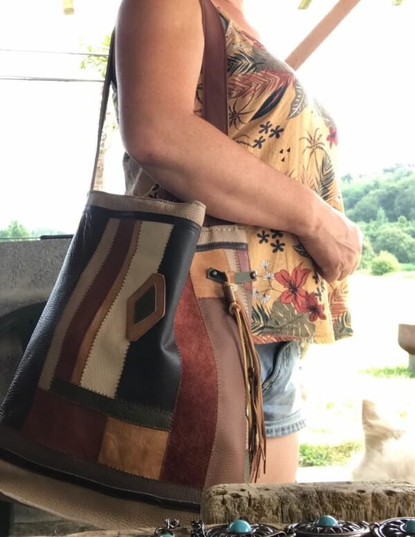 Sac en patchwork de cuir DENALI vue porté