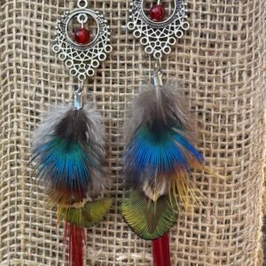 Boucles plumes et perles cornaline
