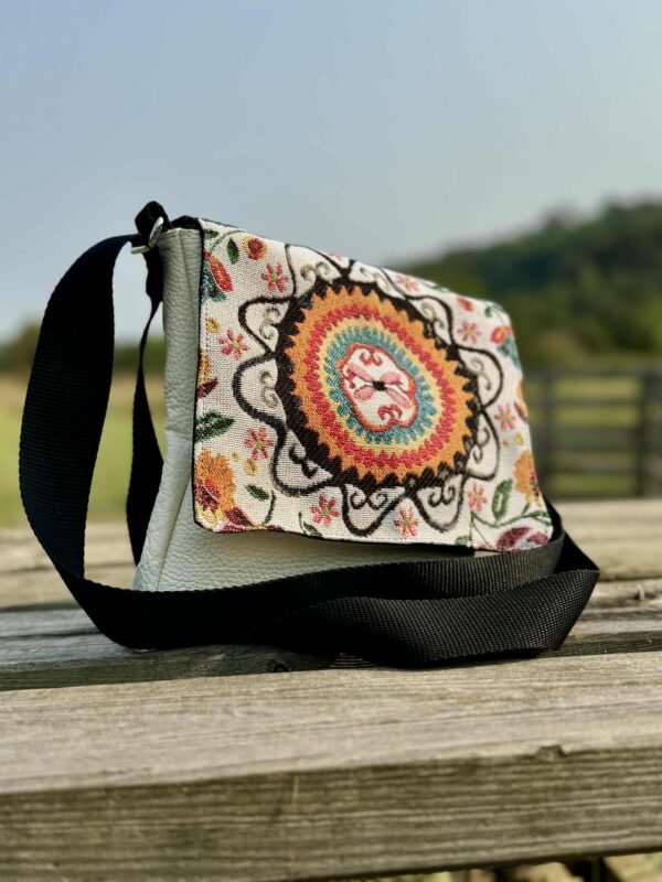 Sac en cuir avec rabat interchangeable